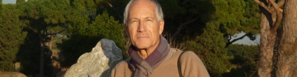 Yoga teacher Rémy Mendelzweig