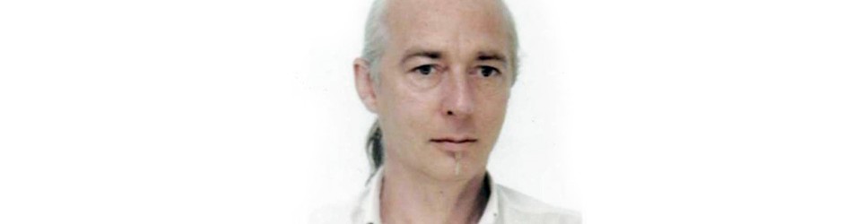 Professeur de yoga remplaçant Simon de Wrangel